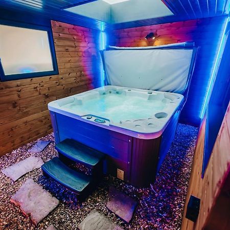 Breeze Blackpool Luxury Suites Экстерьер фото
