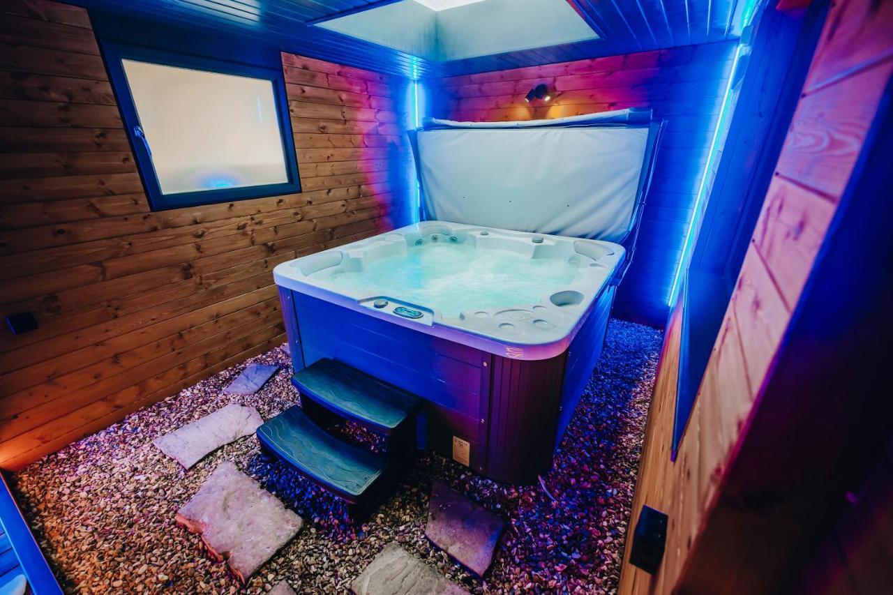 Breeze Blackpool Luxury Suites Экстерьер фото