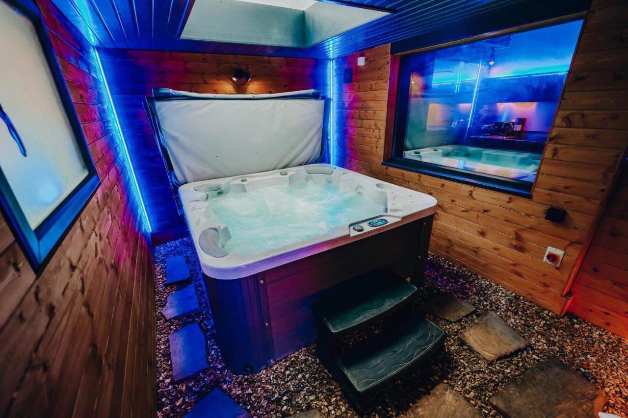 Breeze Blackpool Luxury Suites Экстерьер фото